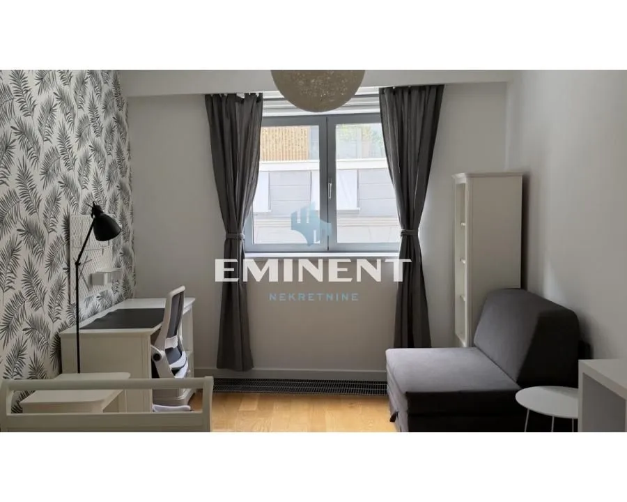 Izdavanje, četvorosoban stan, 117m², Novi Beograd Blok 65, Novi Beograd Sve Podlokacije
