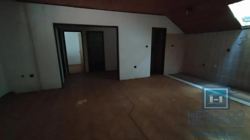 Sale, office space, 731m², Aqua park, Jagodina