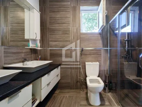 Sale, house, 220m², Bar, Crna Gora - image 17