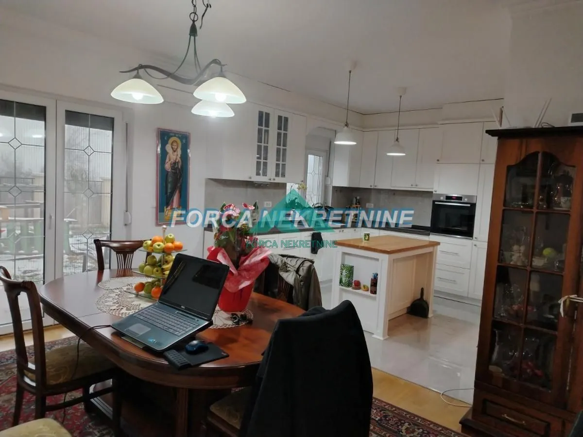 Prodaja, kuća, 431m², Višnjička Banja, Palilula Sve Podlokacije