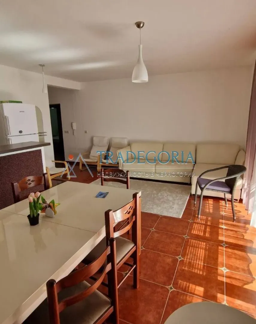 Prodaja, trosoban stan, 90m², Petrovac, Budva
