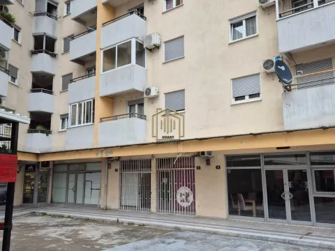 Rent, office space, 20m², Stari Aerodrom, Podgorica - image 6