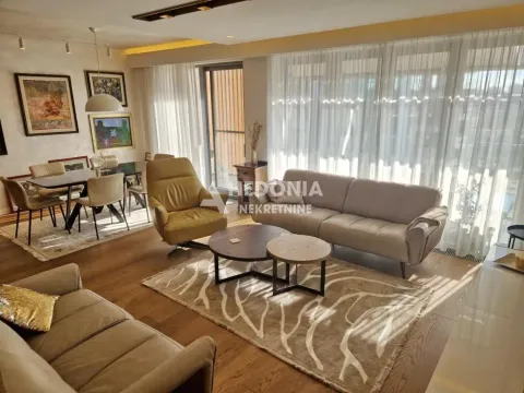 Sale, four bedroom apartment, 131m², Novi Beograd Blok 65, Novi Beograd Sve Podlokacije - image 2