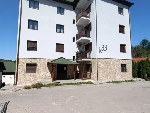 Prodaja, jednosoban stan, 38m², Zlatibor, Srbija - image 10
