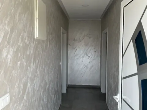 Izdavanje, dvosoban stan, 60m², Dobre Vode, Bar - image 2