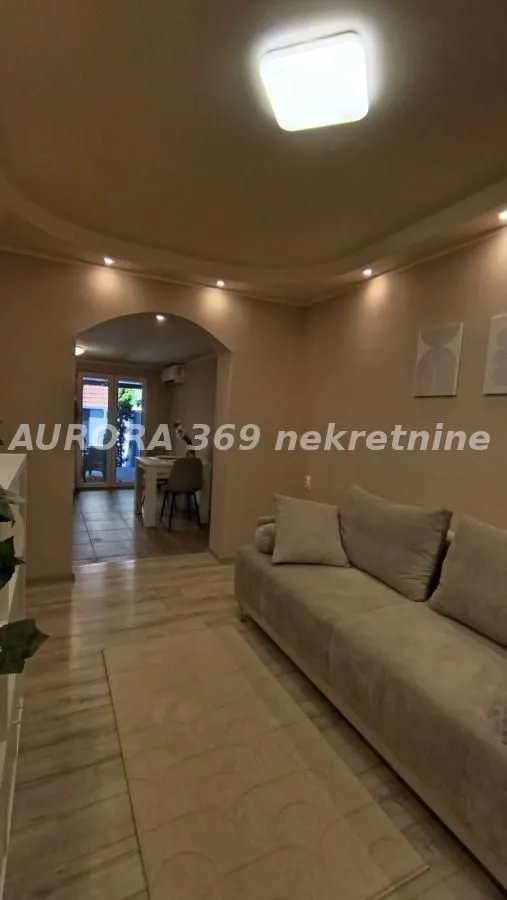 Prodaja, jednosoban stan, 43m², Telep, Novi Sad Sve Podlokacije