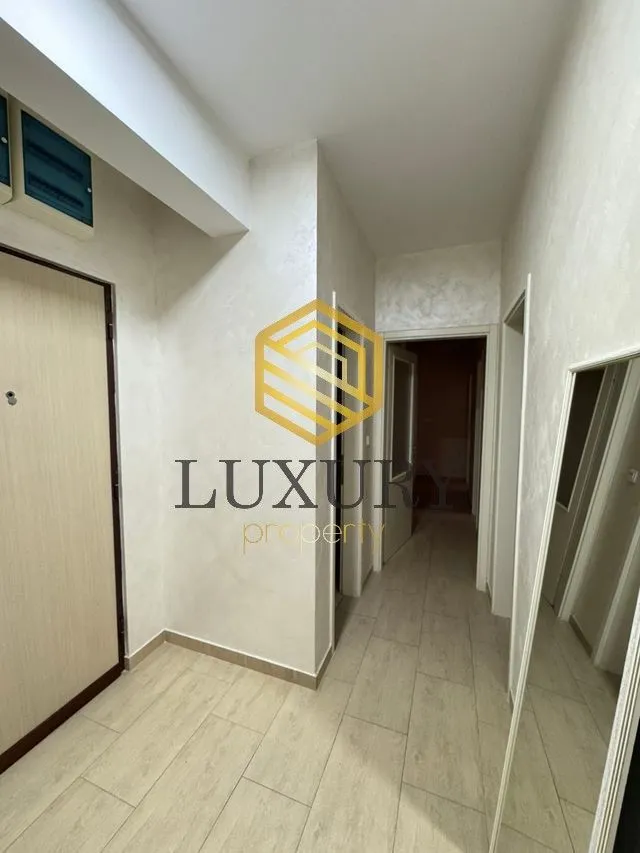 Izdavanje, trosoban stan, 95m², Kod Capital Plaze, Podgorica