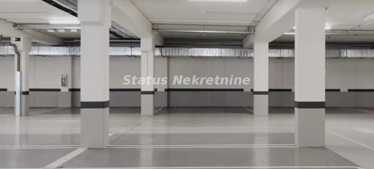 Sale, parking/garage, 13m², Zlatibor, Srbija