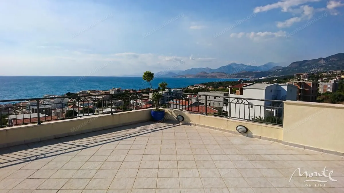 Prodaja, kuća, 330m², Utjeha, Bar