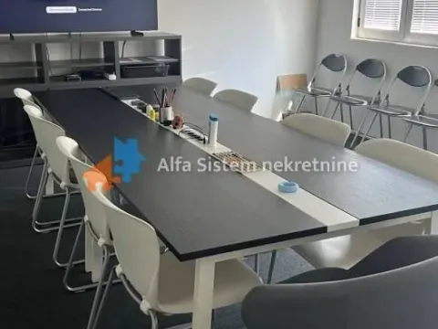 Izdavanje, poslovni prostor, 360m², Stari Grad, Beograd - image 2