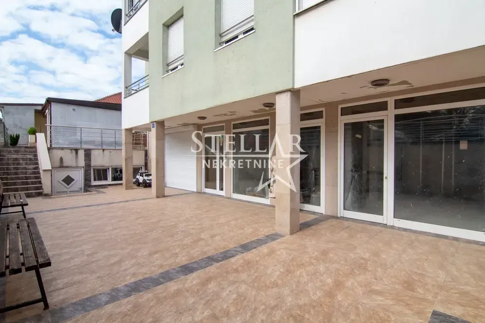 Rent, office space, 87m², Pobrežje, Podgorica
