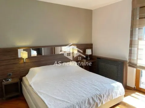 Rent, four bedroom apartment, 118m², Vračar Hram, Vračar Sve Podlokacije - image 10