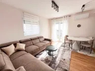 Izdavanje, dvosoban stan, 60m², Pobrežje, Podgorica - image 3