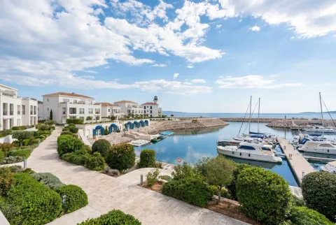 Prodaja, jednosoban stan, 47m², Tivat, Crna Gora - image 15