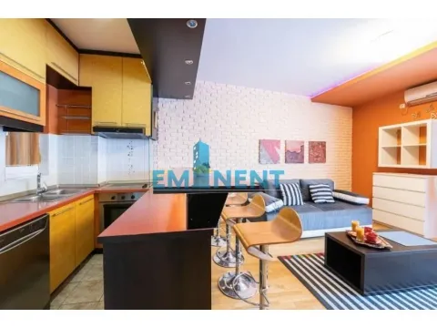 Izdavanje, dvosoban stan, 51m², Južni Bulevar, Vračar Sve Podlokacije - image 6