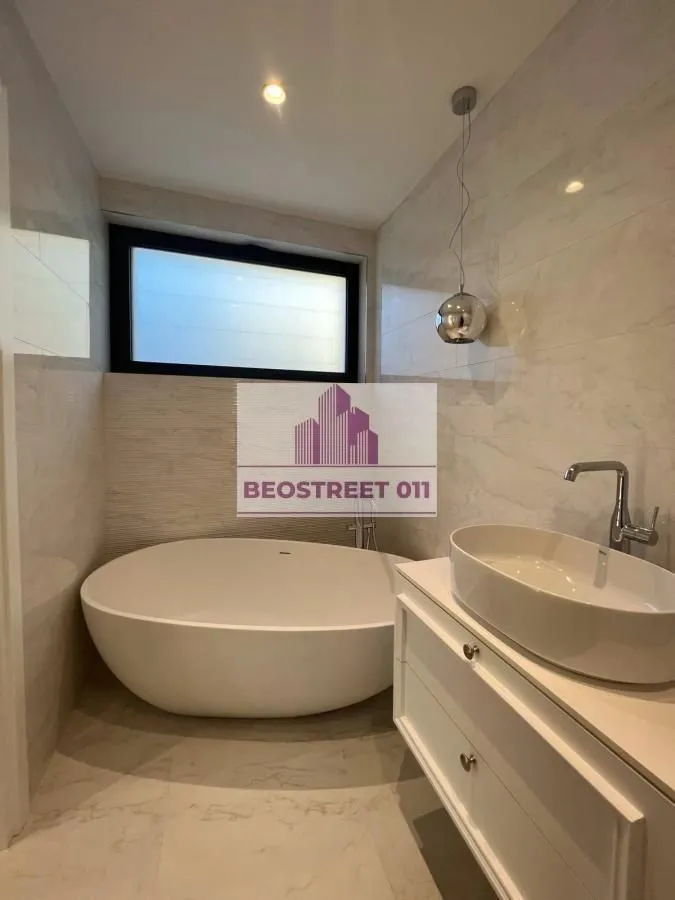 Sale, three bedroom apartment, 93m², Južni Bulevar, Vračar Sve Podlokacije