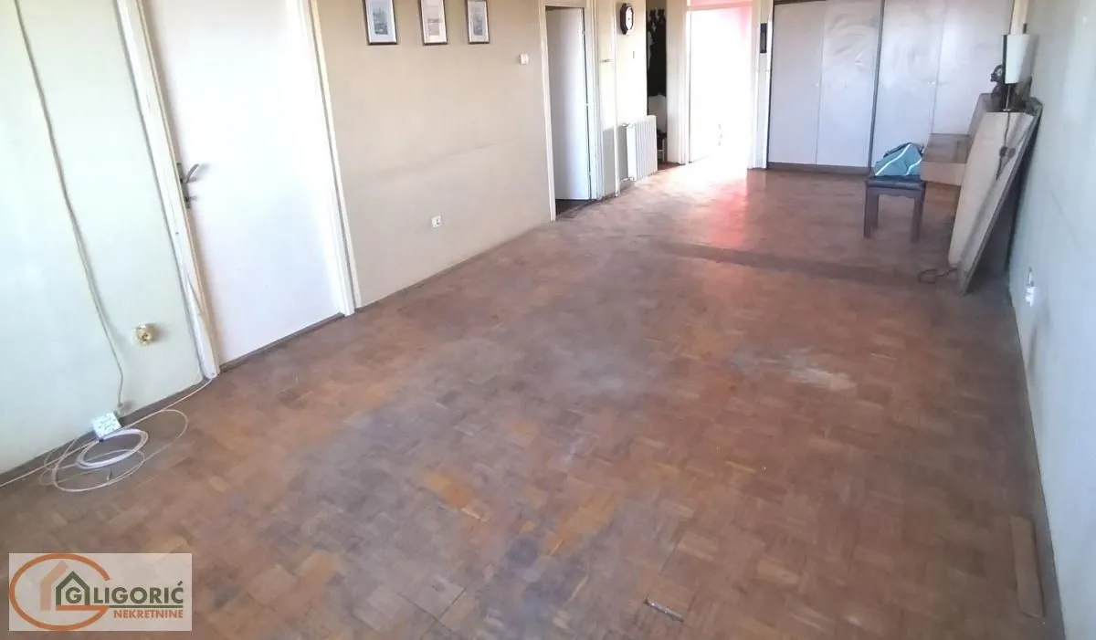 Sale, four bedroom apartment, 110m², Voždovačka Crkva, Voždovac Sve Podlokacije