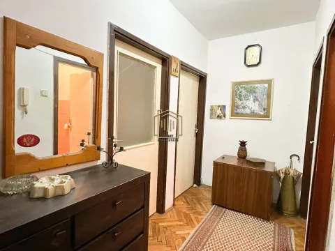 Sale, two bedroom apartment, 75m², Pobrežje, Podgorica - image 10
