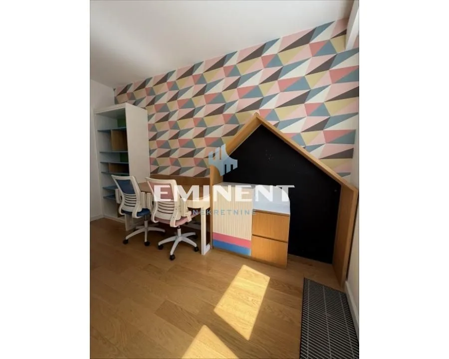 Rent, four bedroom apartment, 117m², Novi Beograd Blok 65, Novi Beograd Sve Podlokacije