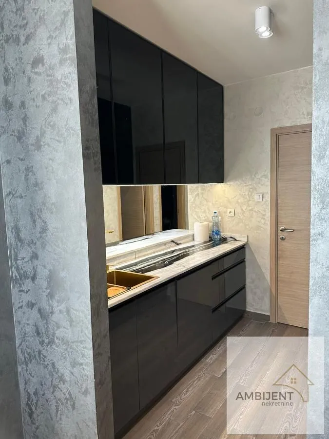 Sale, three bedroom apartment, 110m², Centar, Stara Pazova