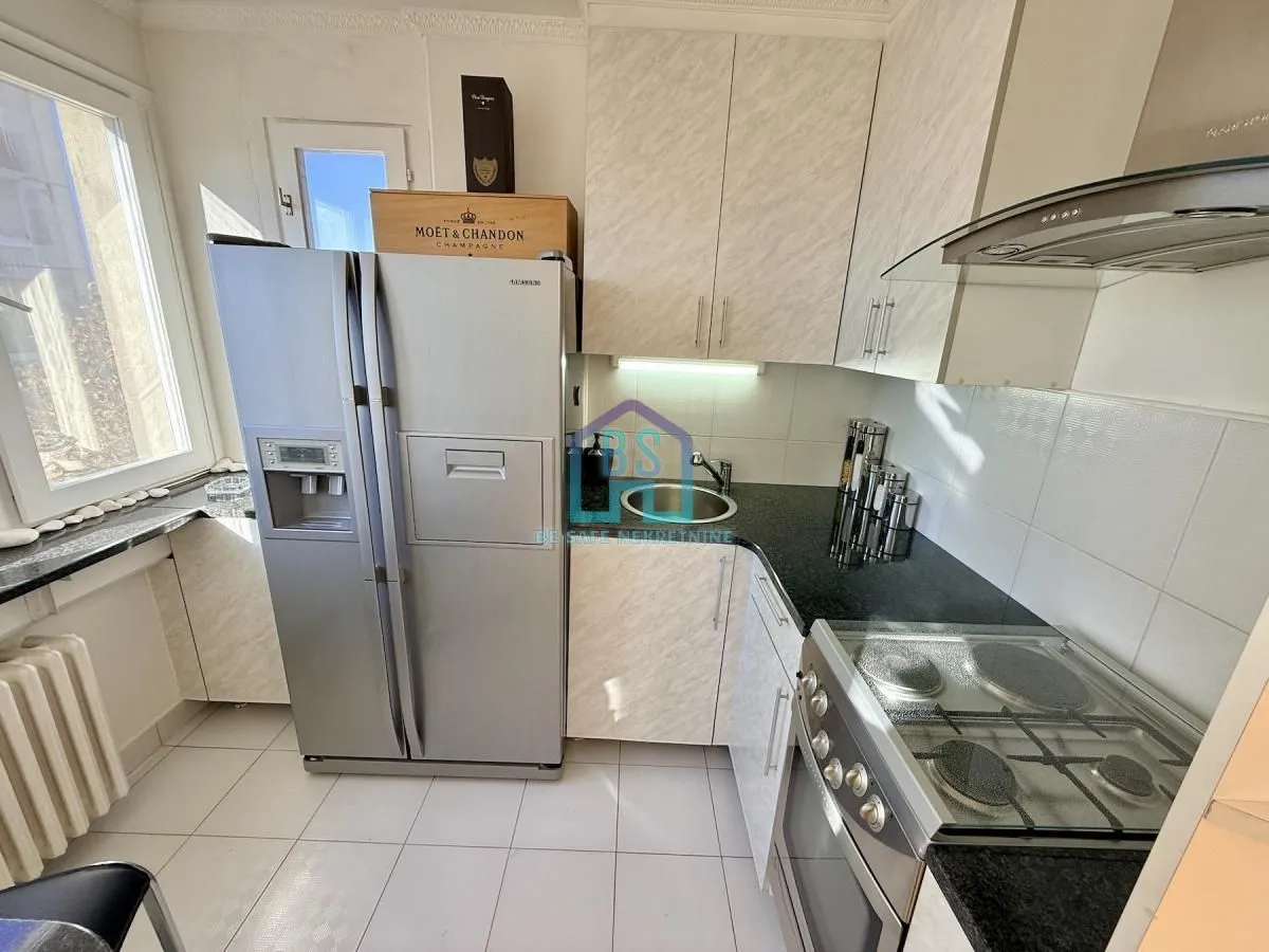 Prodaja, dvosoban stan, 60m², Bulevar Oslobodjenja, Novi Sad Sve Podlokacije
