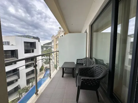Rent, one bedroom apartment, 50m², Bečići, Budva - image 9