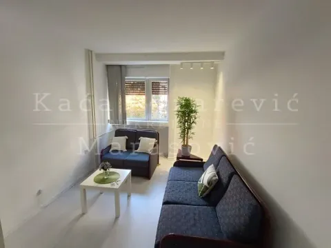 Stan in Kalenić Pijaca