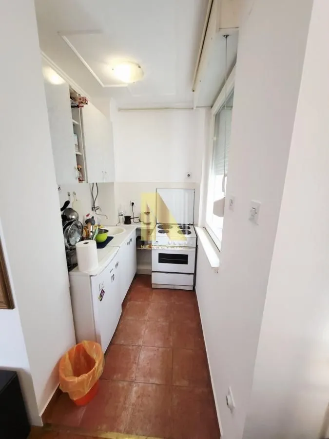 Prodaja, jednosoban stan, 29m², Centar, Novi Sad