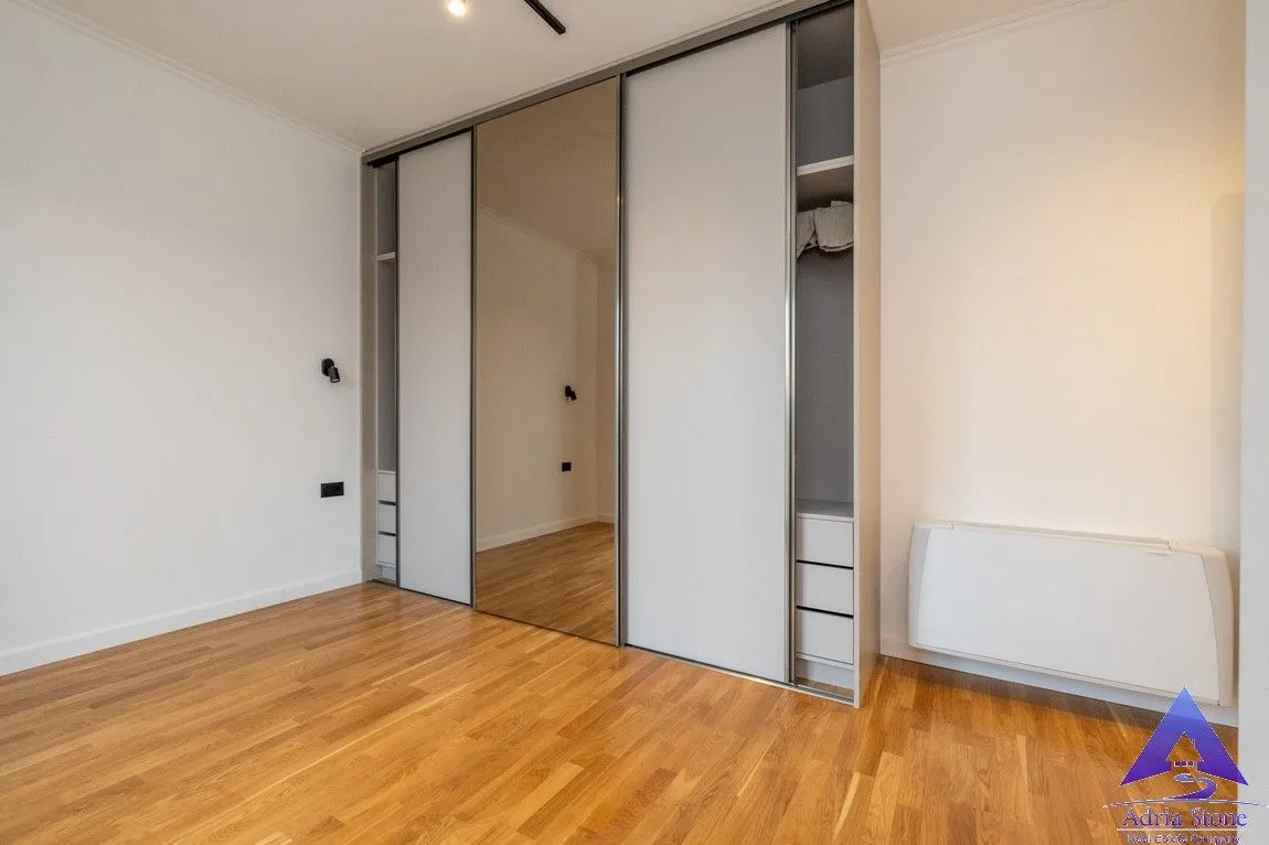Rent, house, 180m², Podgorica, Crna Gora