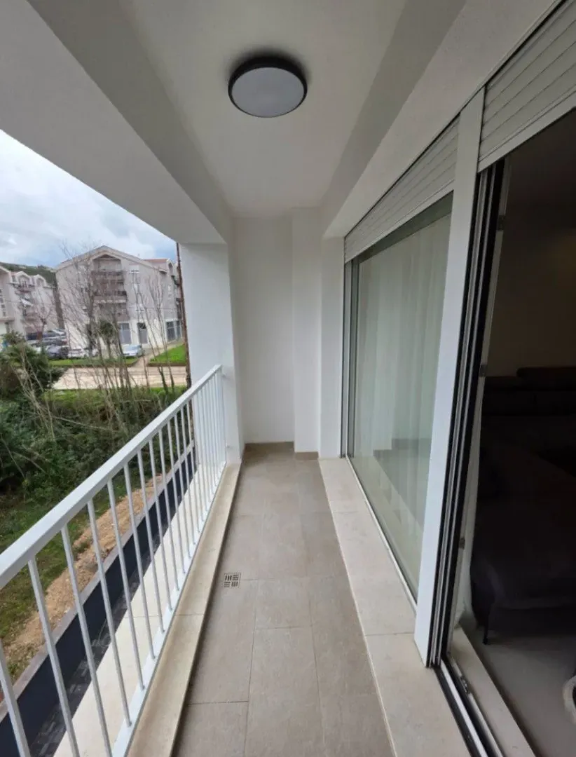 Prodaja, dvosoban stan, 62m², Radovići, Tivat