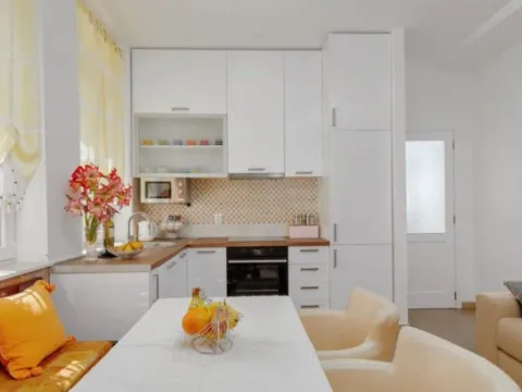 Prodaja, dvosoban stan, 57m², Kotor, Crna Gora