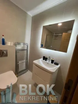 Izdavanje, jednosoban stan, 75m², New City, Podgorica - image 5