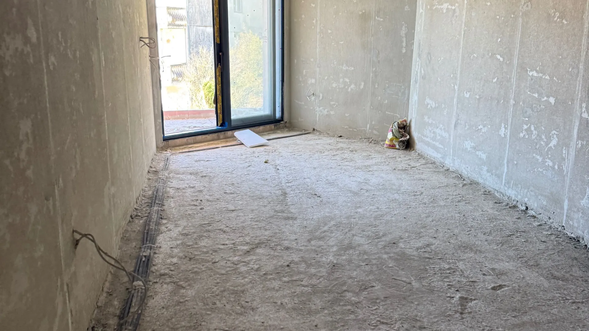 Prodaja, jednosoban stan, 53m², Centar, Ulcinj