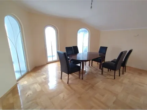 Izdavanje, četvorosoban stan, 179m², Čalije, Niš - image 5