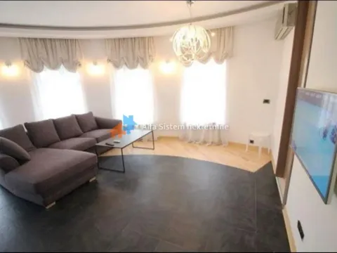 Izdavanje, četvorosoban stan, 150m², Savski Venac, Beograd - image 19