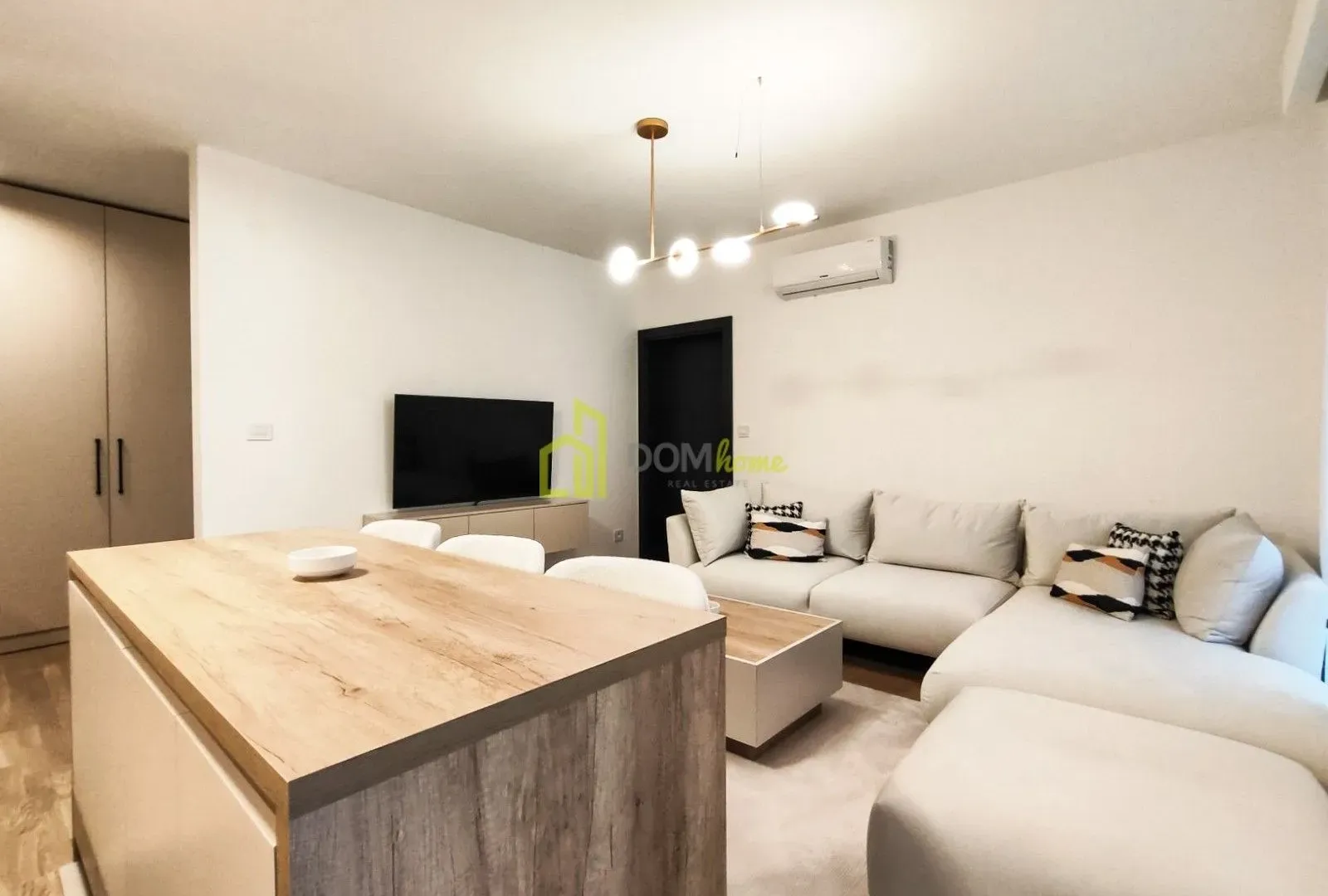 Izdavanje, jednosoban stan, 50m², Gorica C, Podgorica