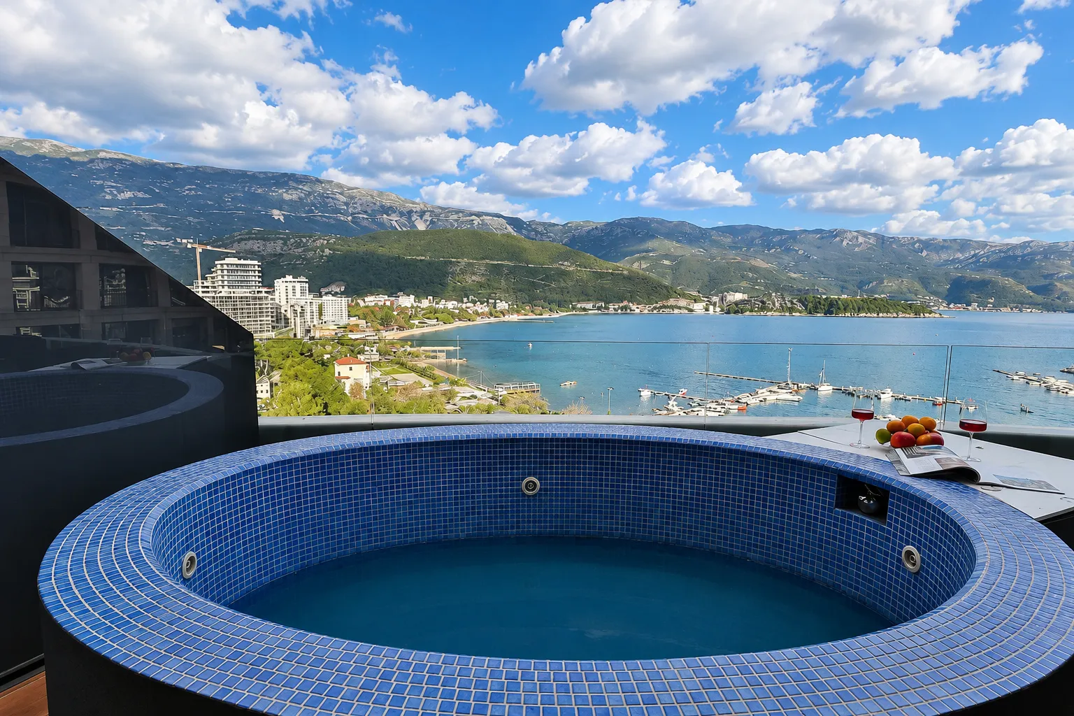 Rent, two bedroom apartment, 117m², Centar, Budva
