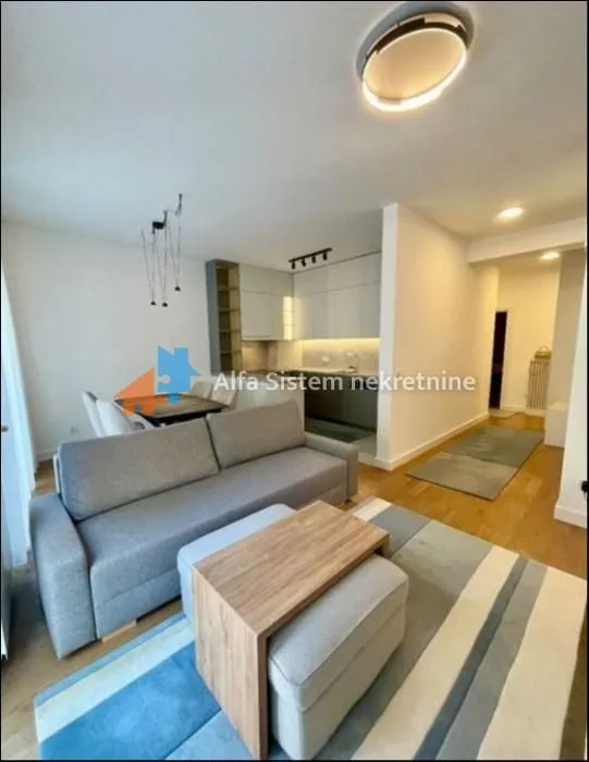Rent, two bedroom apartment, 60m², Crveni Krst, Beograd