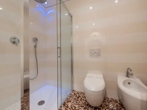 Prodaja, trosoban stan, 308m², Centar, Budva - image 24