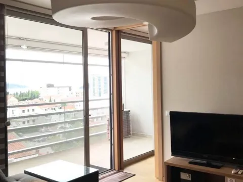 Rent, two bedroom apartment, 92m², Centar, Budva - image 5