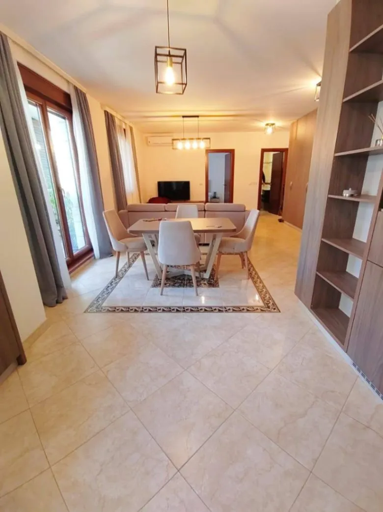 Sale, one bedroom apartment, 68m², Bečići, Budva