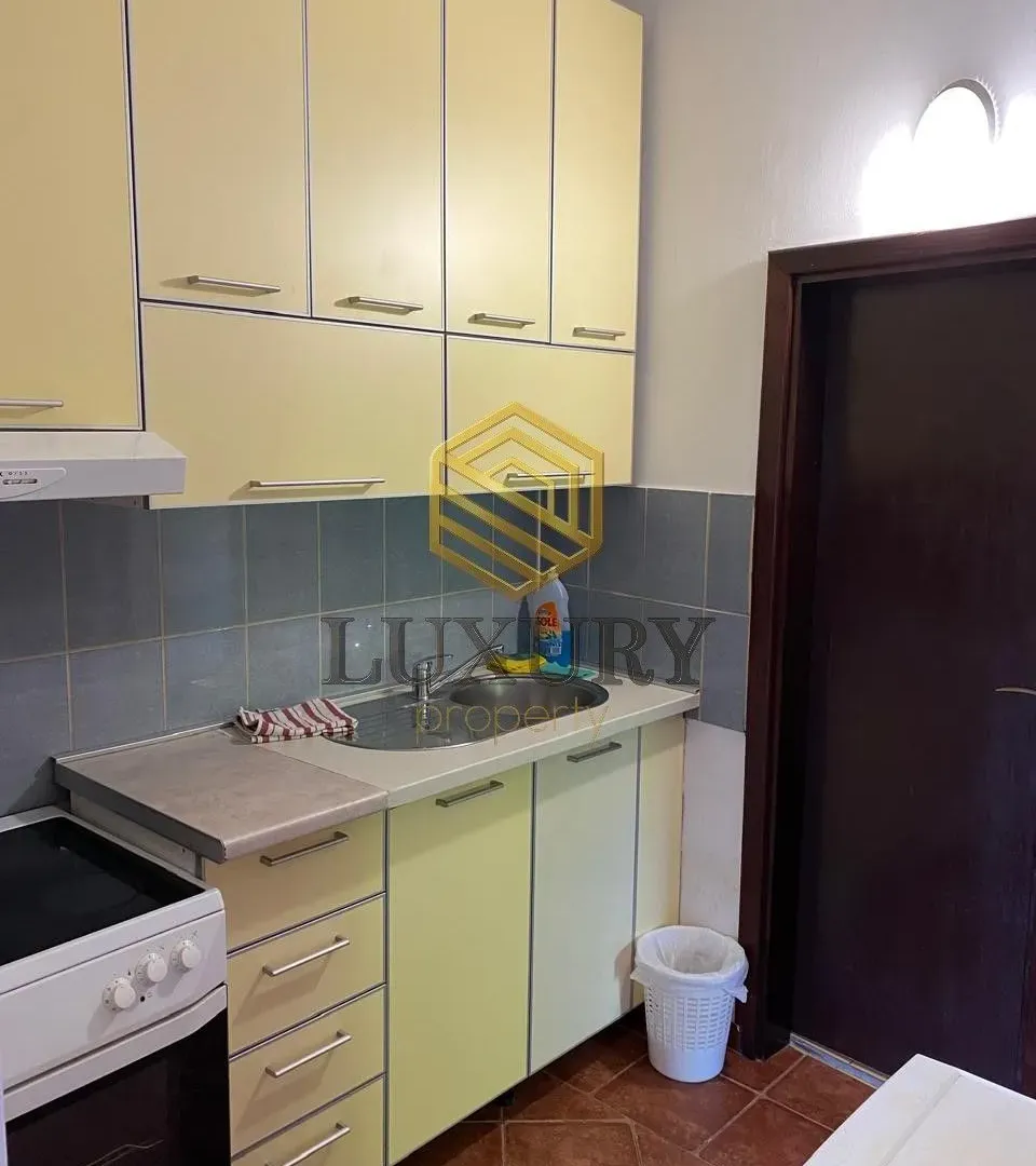 Rent, one bedroom apartment, 40m², Stara Varoš, Podgorica