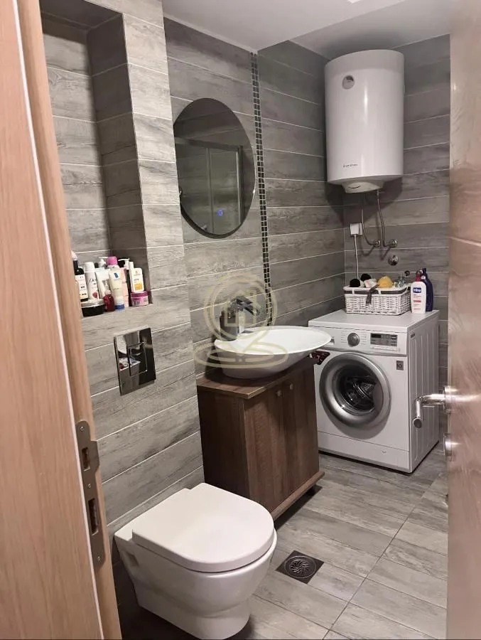 Izdavanje, trosoban stan, 55m², Kluz, Zvezdara Sve Podlokacije