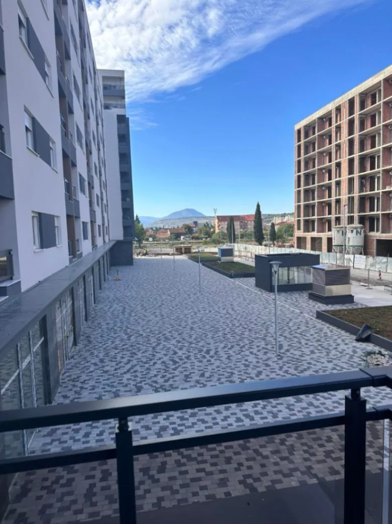Prodaja, dvosoban stan, 70m², Stari Aerodrom, Podgorica