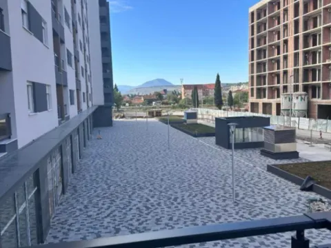 Sale, two bedroom apartment, 70m², Stari Aerodrom, Podgorica - image 3