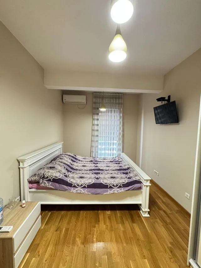 Izdavanje, trosoban stan, 95m², Preko Morače, Podgorica