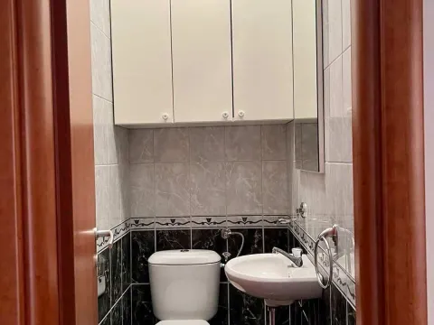 Rent, one bedroom apartment, 54m², City Kvart, Podgorica - image 9