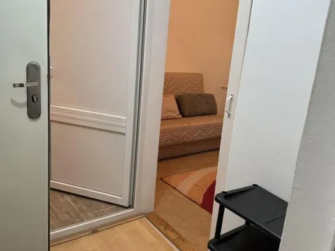 Izdavanje, jednosoban stan, 30m², Niš, Srbija - image 8