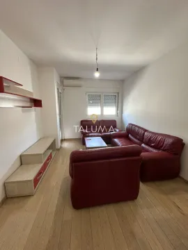 Prodaja, jednosoban stan, 46m², City Kvart, Podgorica - image 3
