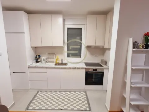 Izdavanje, trosoban stan, 64m², Rotkvarija, Novi Sad Sve Podlokacije - image 6